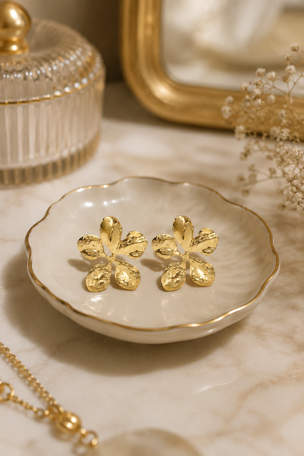 Rich Auntie Bloom Earrings | 18 KGP