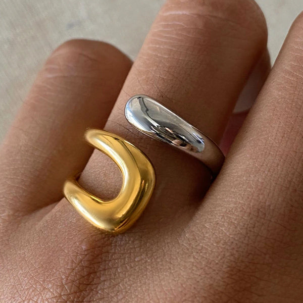 Elegant Gold-Tone Asymmetric Ring