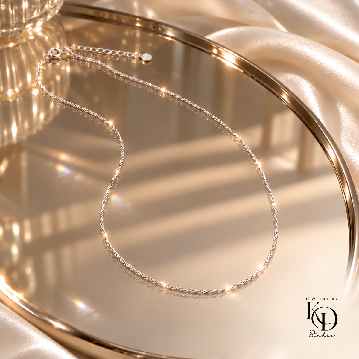 Shimmer & Sparkle Twisted Necklace | Gold Plated