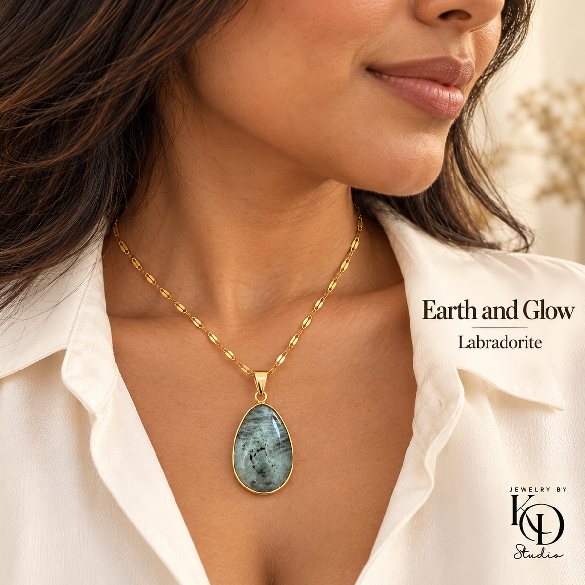 Earth and Glow Teardrop Necklace | 18K Gold Plated