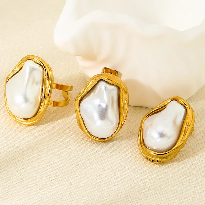 Rich Auntie Exaggerated Baroque Pearl Stud & Ring - 18 KGP