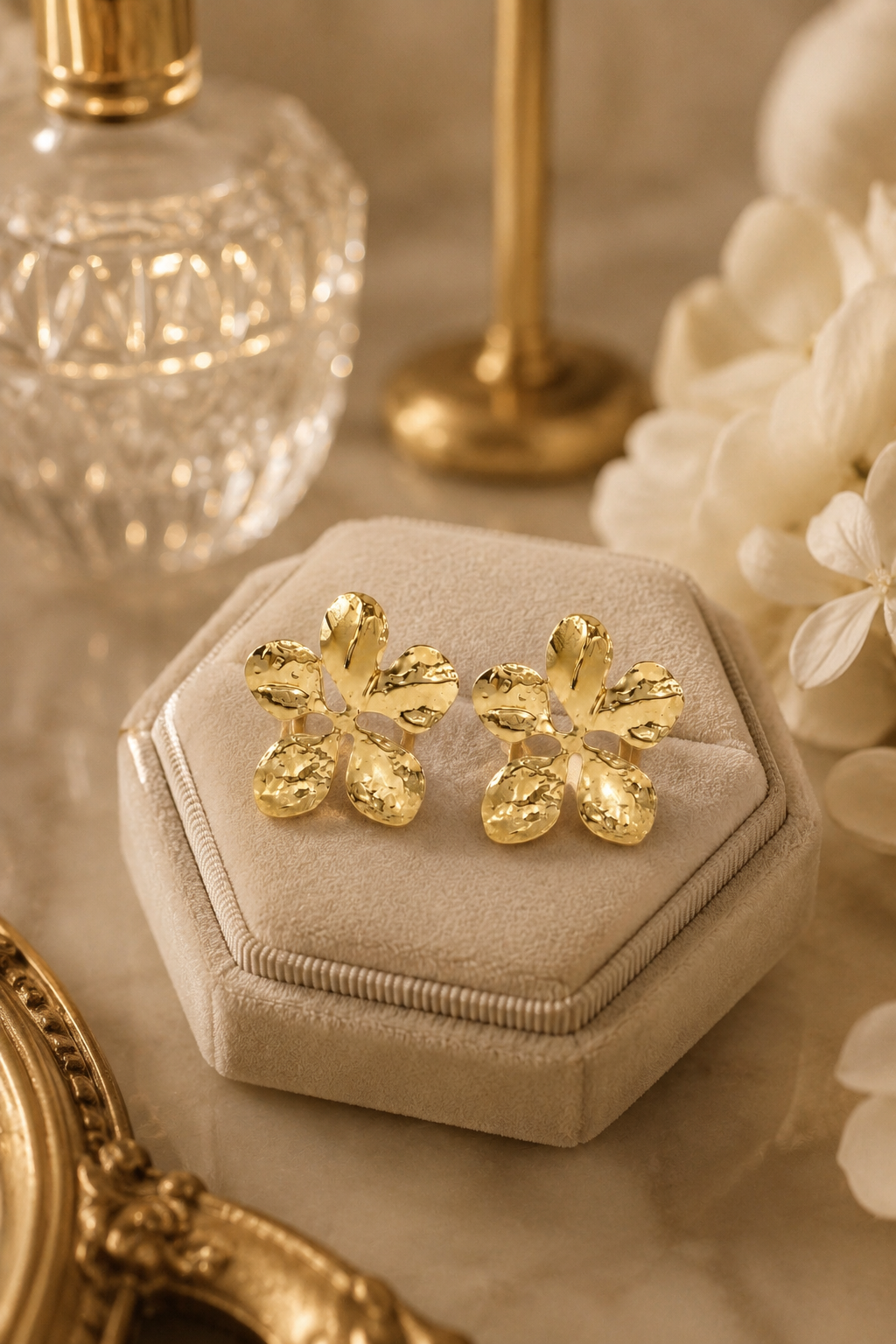 Rich Auntie Bloom Earrings | 18 KGP