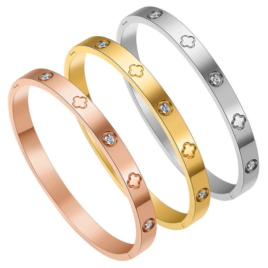 Elegant Clover Bangles